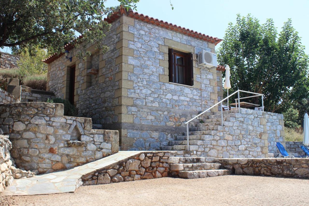 Orato Village 皮尔戈斯 外观 照片